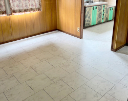 施工事例　台所と洗面所の床リフォーム